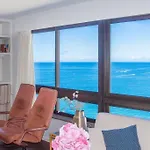 100 M2 Penthouse On The Beach.