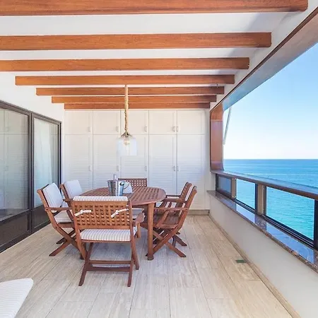 100 M2 Penthouse On The Beach. Patalavaca