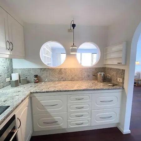 100 M2 Penthouse On The Beach. Patalavaca
