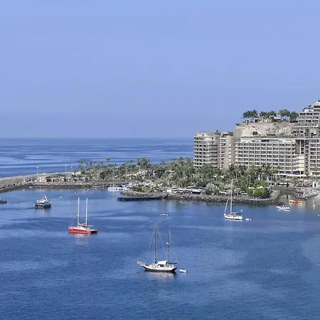 Apartman 100 M2 Penthouse On The Beach.