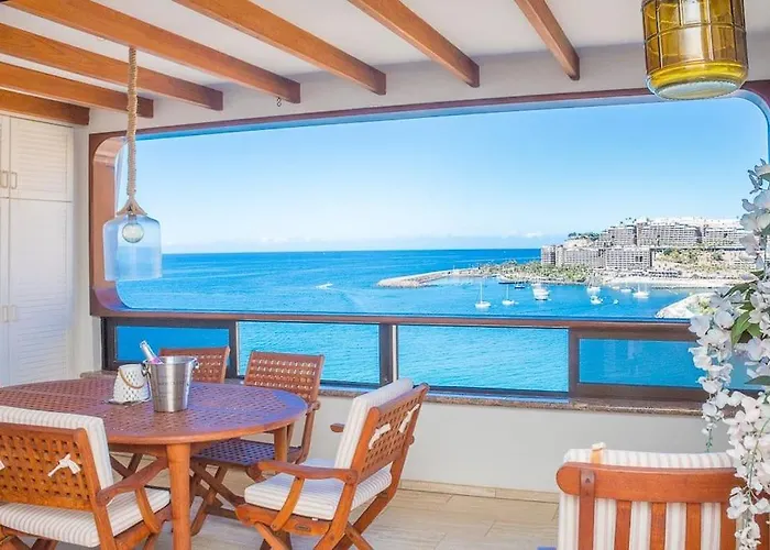 100 M2 Penthouse On The Beach. * Patalavaca
