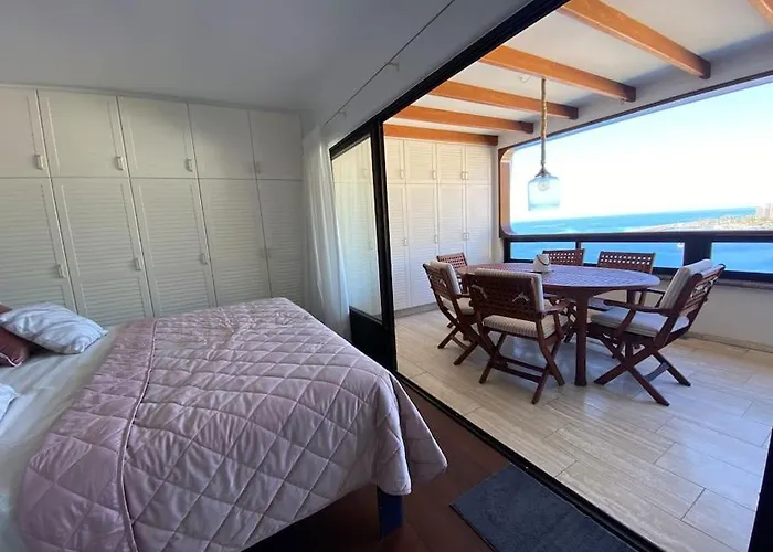 100 M2 Penthouse On The Beach. *