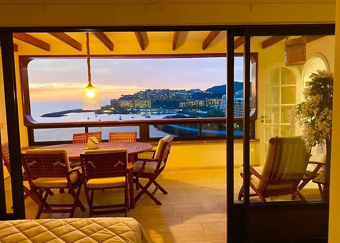 Apartman 100 M2 Penthouse On The Beach. *