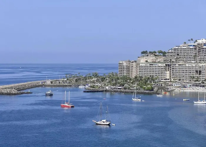 Apartman 100 M2 Penthouse On The Beach.