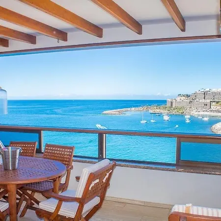 100 M2 Penthouse On The Beach. * Patalavaca