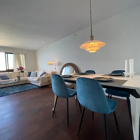 Apartment 100 M2 Penthouse On The Beach. Patalavaca